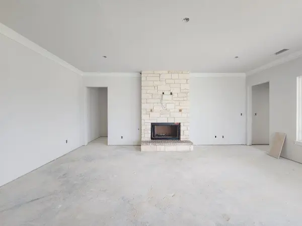 12421 Hornfels Drive, Krum, TX 76249