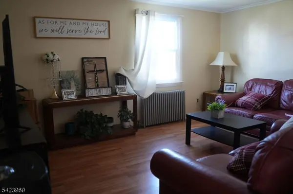 413 Paderewski Ave, Perth Amboy City, NJ 08861