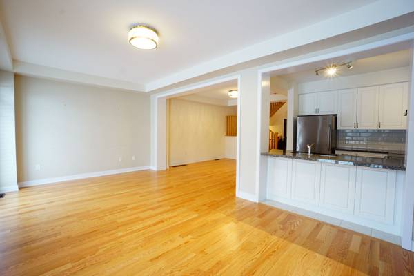 49 Badgerow WAY, Aurora, ON L4G 0Z5