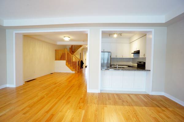 49 Badgerow WAY, Aurora, ON L4G 0Z5