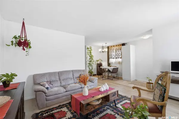 1608 Vickies AVENUE, Saskatoon, SK S7N 2P3