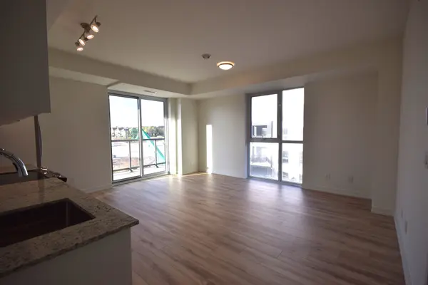 345 Wheat Boom DR #311, Oakville, ON L6H 7X5