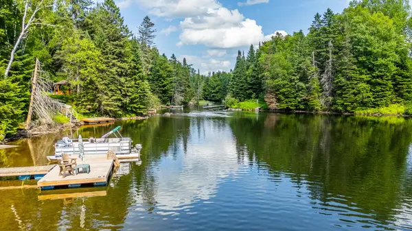 1054 Green Lake RD, Algonquin Highlands, ON K0M 1S0