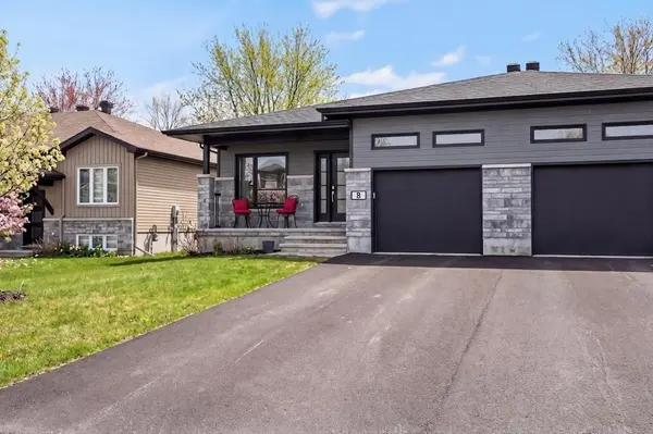 8 Brittany ST, North Stormont, ON K0A 1R0