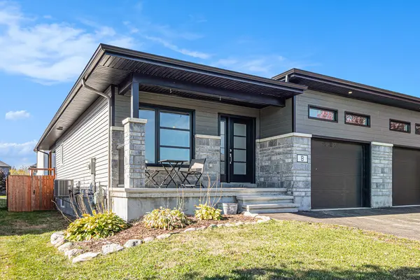 8 Brittany ST, North Stormont, ON K0A 1R0