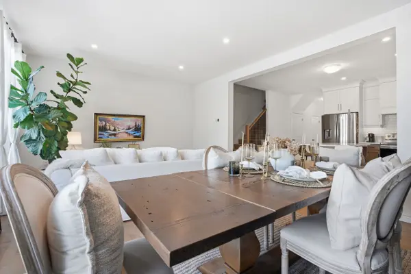 22 Marshall DR #7, Guelph, ON N1E 0M9