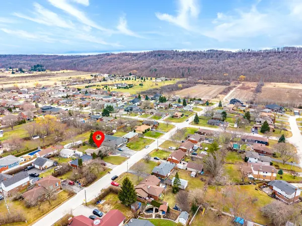 226 Bel Air AVE, Hamilton, ON L8E 5K2