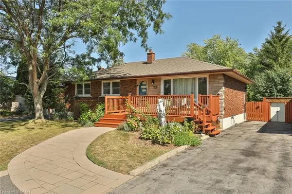 226 Bel Air AVE, Hamilton, ON L8E 5K2