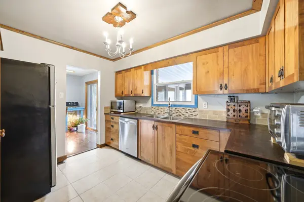 542310 Concession 14 RD, West Grey, ON N0G 1R0