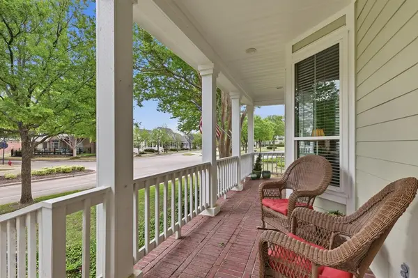 6021 Winter Park Drive, North Richland Hills, TX 76180