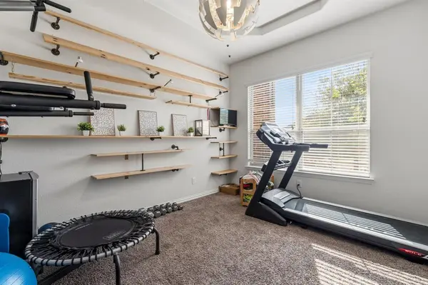 9920 Tule Lake Road, Fort Worth, TX 76177