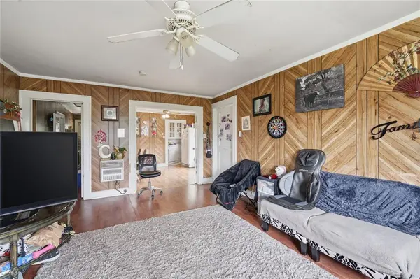 2719-2721 Parrott Avenue, Waco, TX 76707