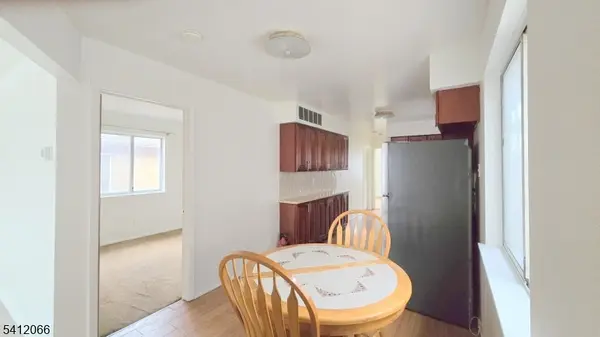 619 Sussex St, Harrison Town, NJ 07029