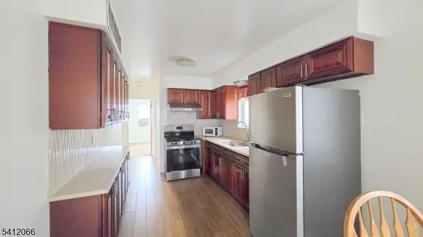 619 Sussex St, Harrison Town, NJ 07029