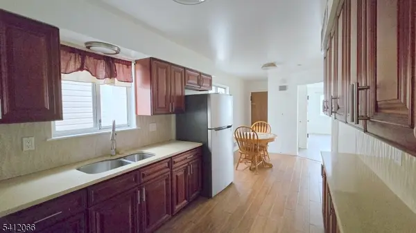 619 Sussex St, Harrison Town, NJ 07029