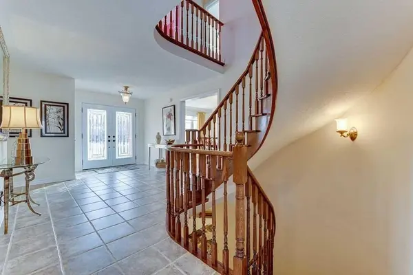 129 Gore DR, Barrie, ON L4N 0A8