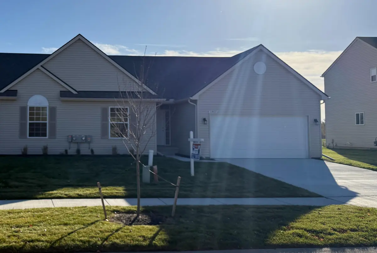 31595 Augusta DR #69, Romulus, MI 48174