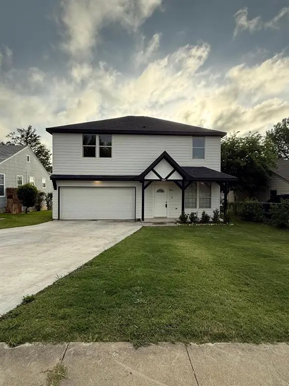 2864 Burchill Road, Fort Worth, TX 76105