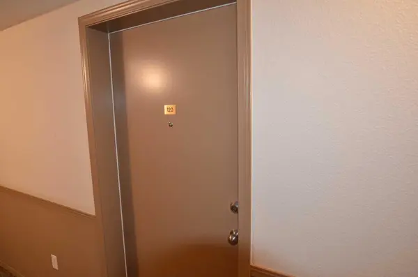 428 Chaparral Ravine VW SE #120, Calgary, AB T2X 0N2