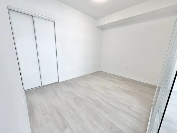 634 Church ST #3811, Toronto C08, ON M4Y 2G3