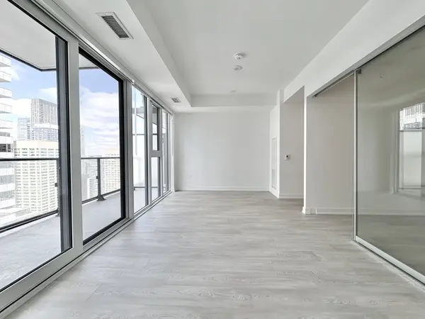 634 Church ST #3811, Toronto C08, ON M4Y 2G3