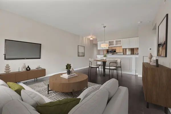 1 Deer Park CRES #803, Toronto C02, ON M4V 3C4