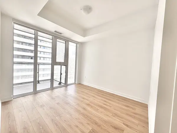 634 Church ST #3401, Toronto C08, ON M4Y 2G3