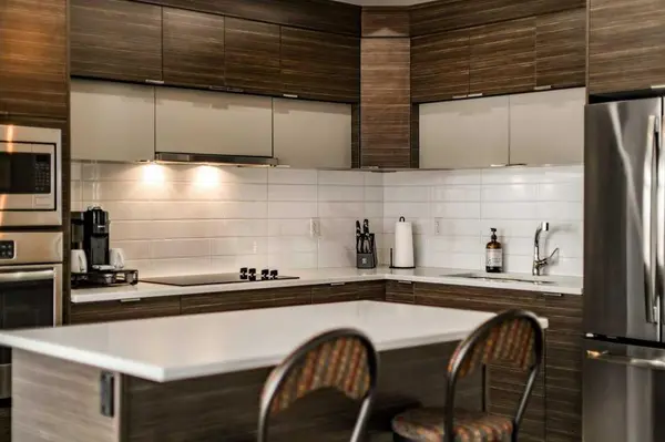 458 Highlands BLVD W #2, Lethbridge, AB T1J 5K5