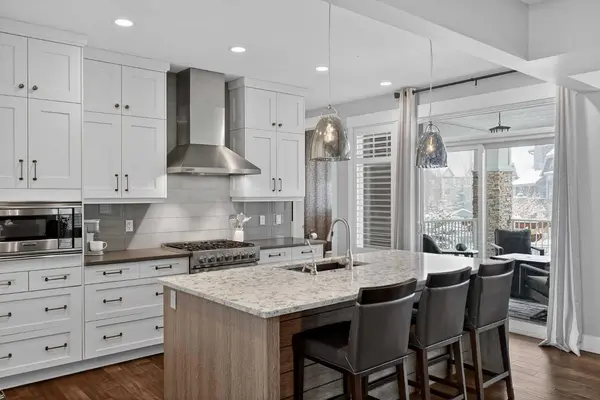 616 Coopers CRES SW, Airdrie, AB T4B 0X5