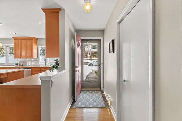 1334 Hamilton ST NW, Calgary, AB T2N 3W6