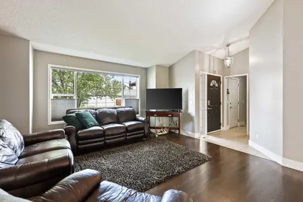 11 Strathmore Lakes CRES, Strathmore, AB T1P 1L7