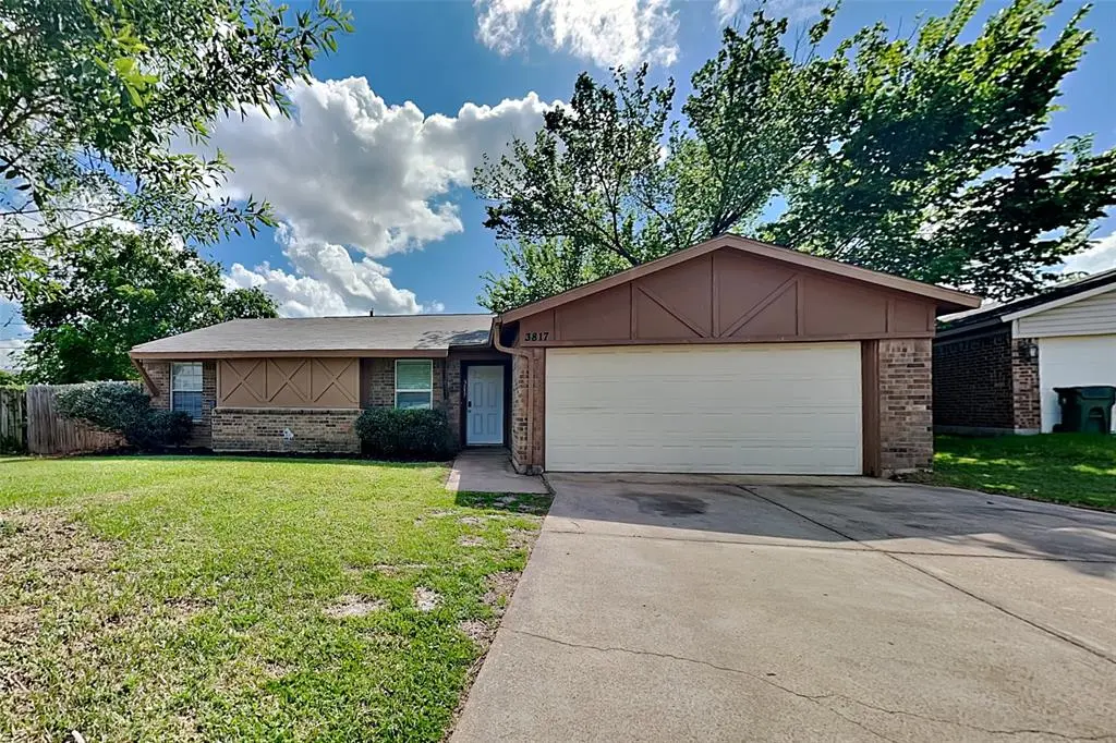 3817 Kippers Court, Arlington, TX 76016