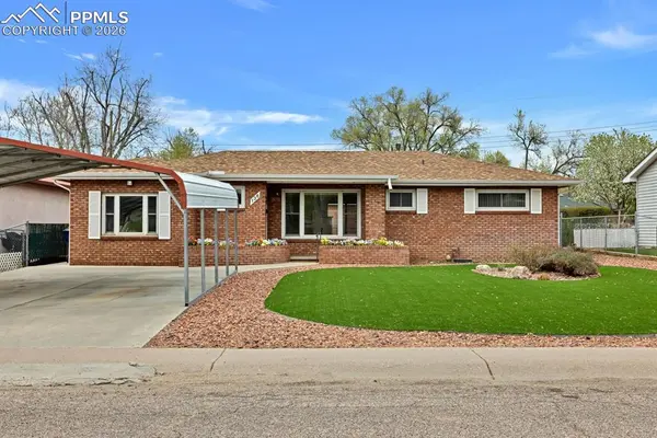 136 Steven DR, Colorado Springs, CO 80911