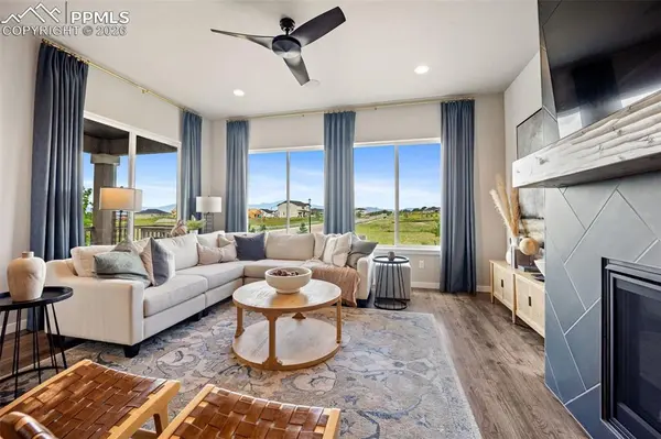 9996 Antelope Ravine DR, Colorado Springs, CO 80908