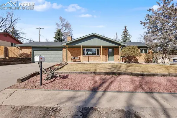 1002 Milky WAY, Colorado Springs, CO 80905