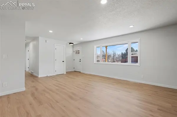 1002 Milky WAY, Colorado Springs, CO 80905