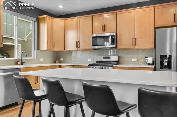 5869 Spring Breeze DR, Colorado Springs, CO 80923