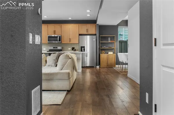 5869 Spring Breeze DR, Colorado Springs, CO 80923