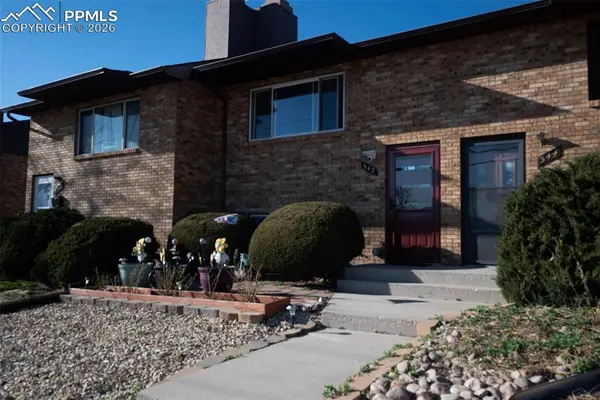 342 Mount View LN, Colorado Springs, CO 80907