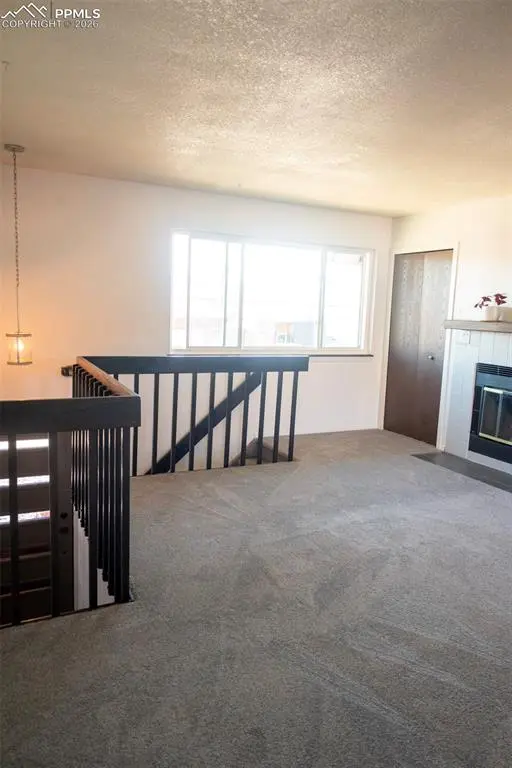 342 Mount View LN, Colorado Springs, CO 80907