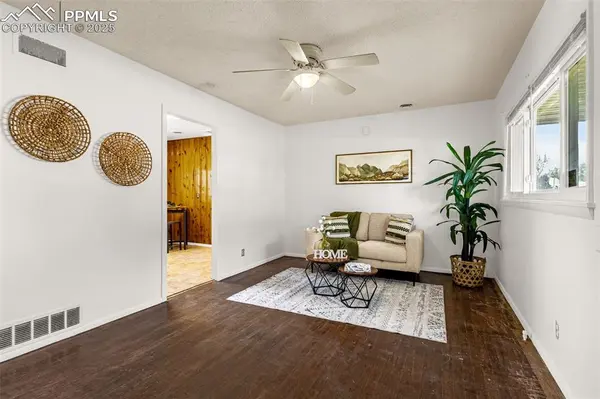 2638 Ontario ST, Pueblo, CO 81004