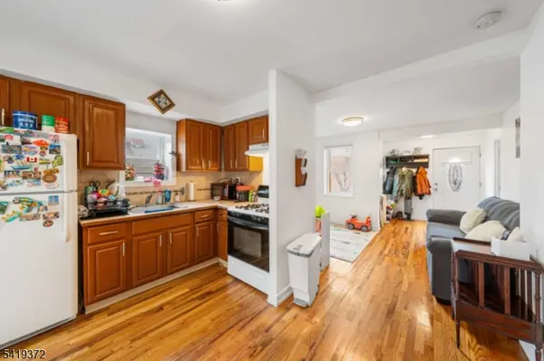 192 Boston Ave, Hillside Twp., NJ 07205