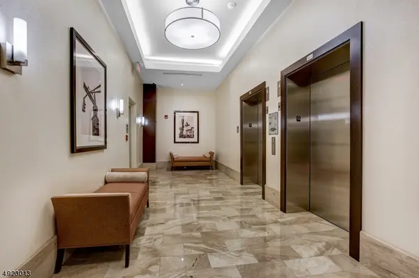 40 W Park Plaza, Unit 213 #213, Morristown Town, NJ 07960