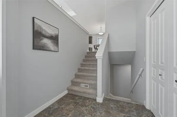 6 Jeanne DR, La Broquerie, MB R0A 0W0