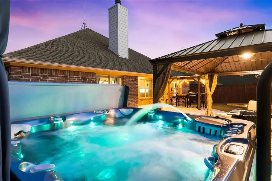 2808 Rodeo Drive, Quinlan, TX 75474