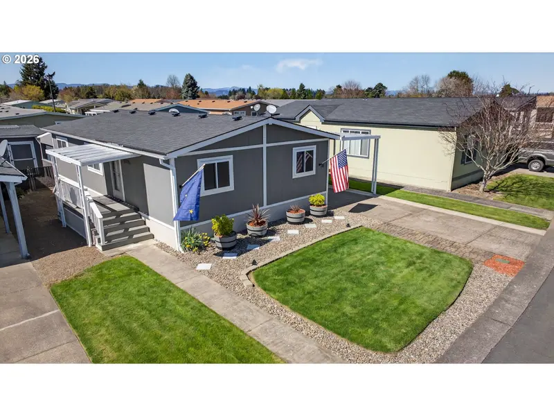 4155 NE THREE MILE LN #74, Mc Minnville, OR 97128