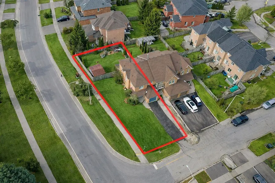 133 Long Point DR, Richmond Hill, ON L4E 3Z6