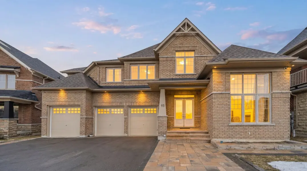 93 Trail BLVD, Springwater, ON L9X 0S5
