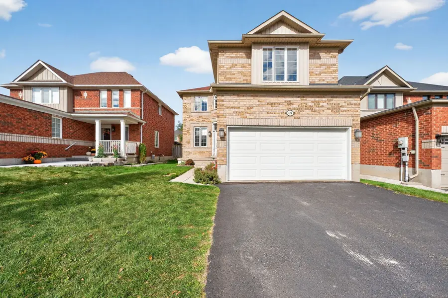 124 Tunbridge RD, Barrie, ON L4M 6T1