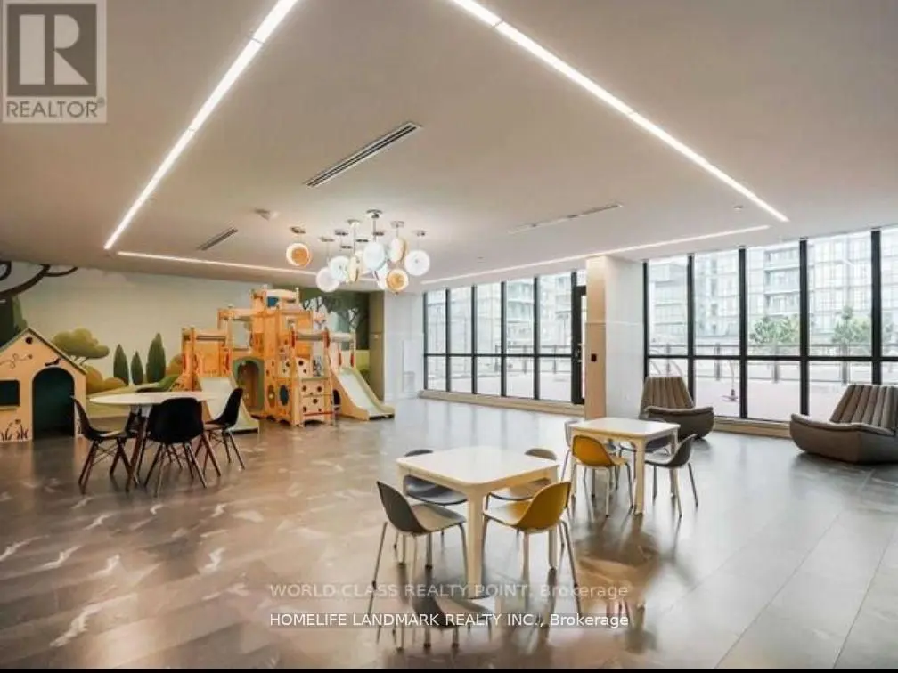 4055 Parkside Village DR #819, Mississauga, ON L5B 0K8